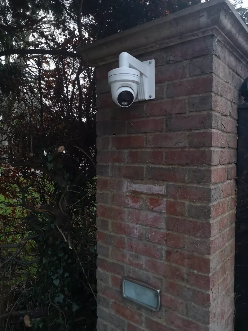 Barton-le-Clay security view 3