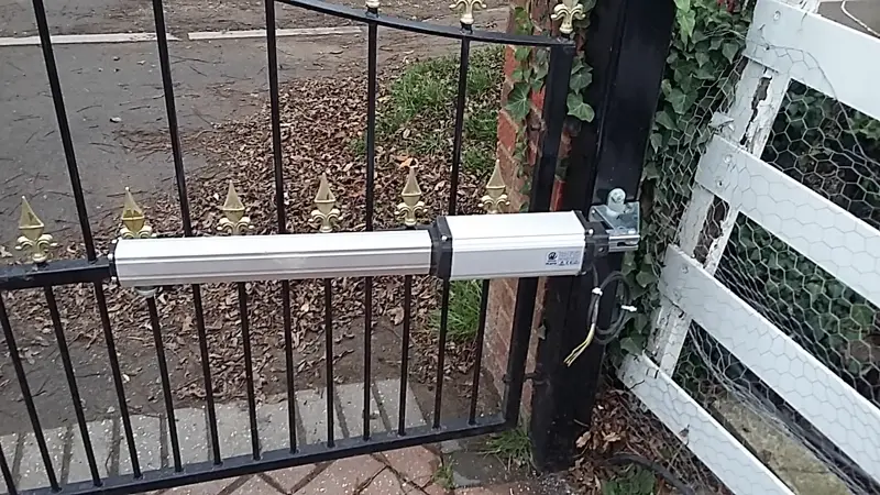 Gate opener Tottenhoe