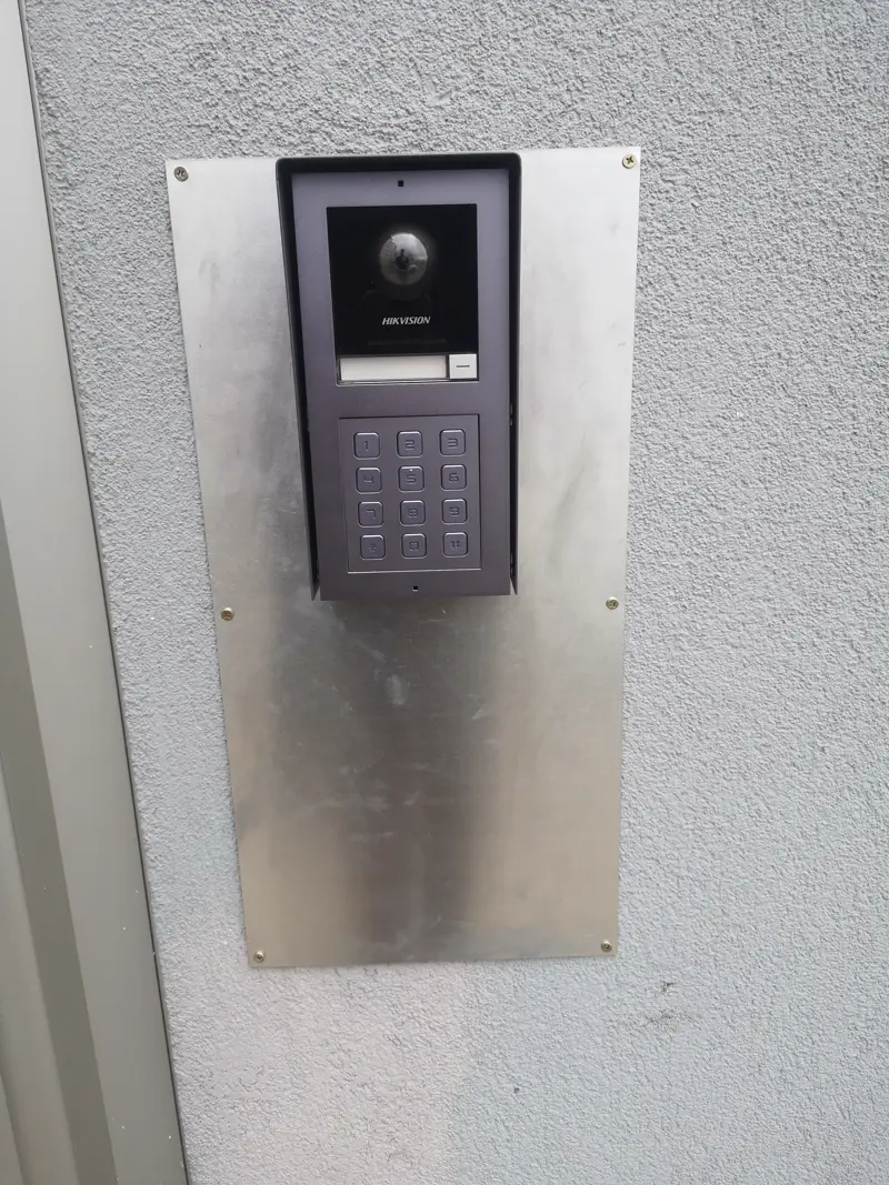 Intercom retrofit